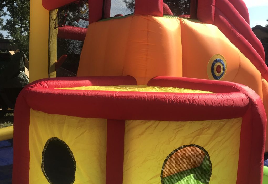 skakaci hrad, nafukovaci hrad, pronajem, k pronajmu, 11v1, udlice, chomutov, ustecky kraj, ustecko,