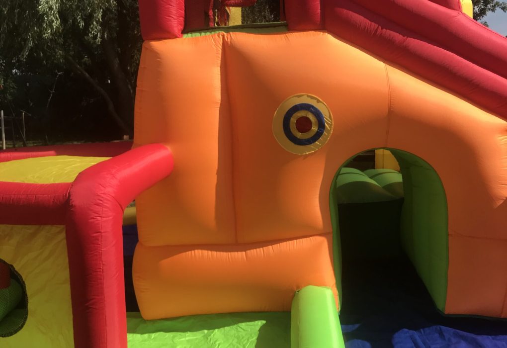 skakaci hrad, nafukovaci hrad, pronajem, k pronajmu, 11v1, udlice, chomutov, ustecky kraj, ustecko,