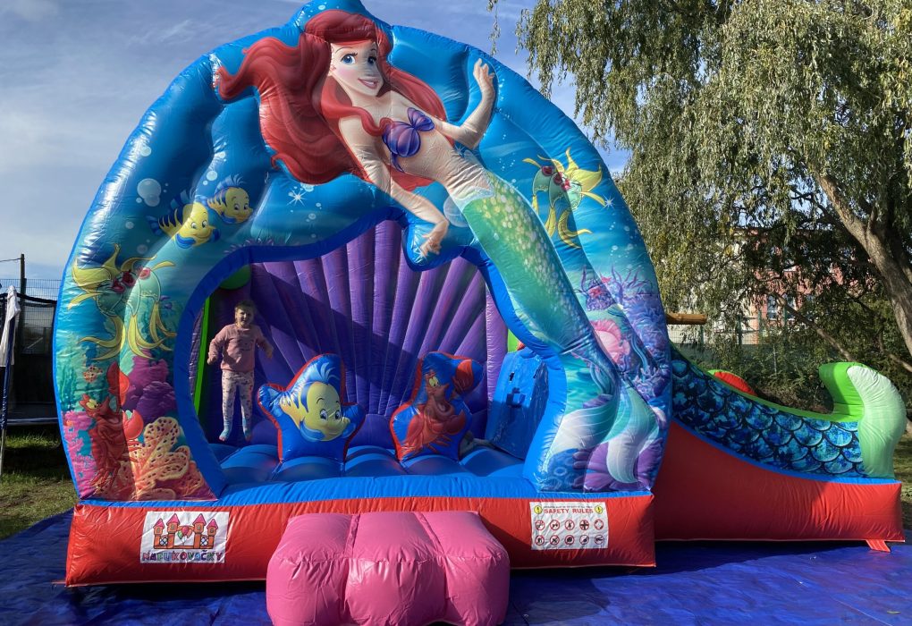 skakaci hrad, nafukovaci hrad, pronajem, k pronajmu, ariel, mala morska vila, udlice, chomutov, ustecky kraj, ustecko,