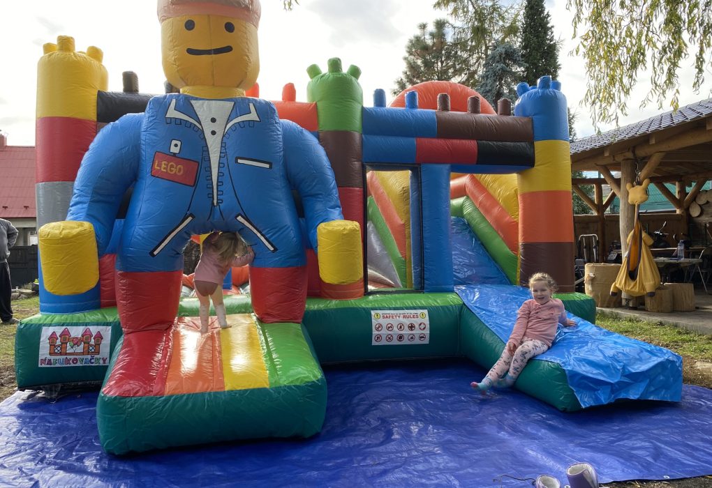 skakaci hrad, nafukovaci hrad, pronajem, k pronajmu, Lego, udlice, chomutov, ustecky kraj, ustecko,