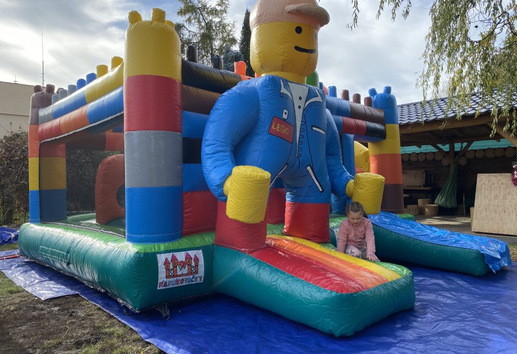 skakaci hrad, nafukovaci hrad, pronajem, k pronajmu, Lego, udlice, chomutov, ustecky kraj, ustecko,